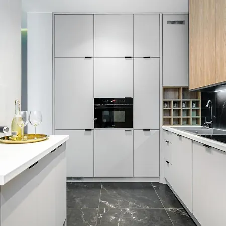 Apartamento Chmielny River View - Granaria - Comfy