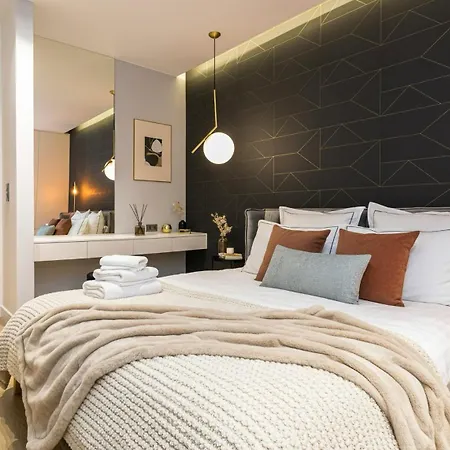 Chmielny River View - Granaria - Comfy شقة غدانسك